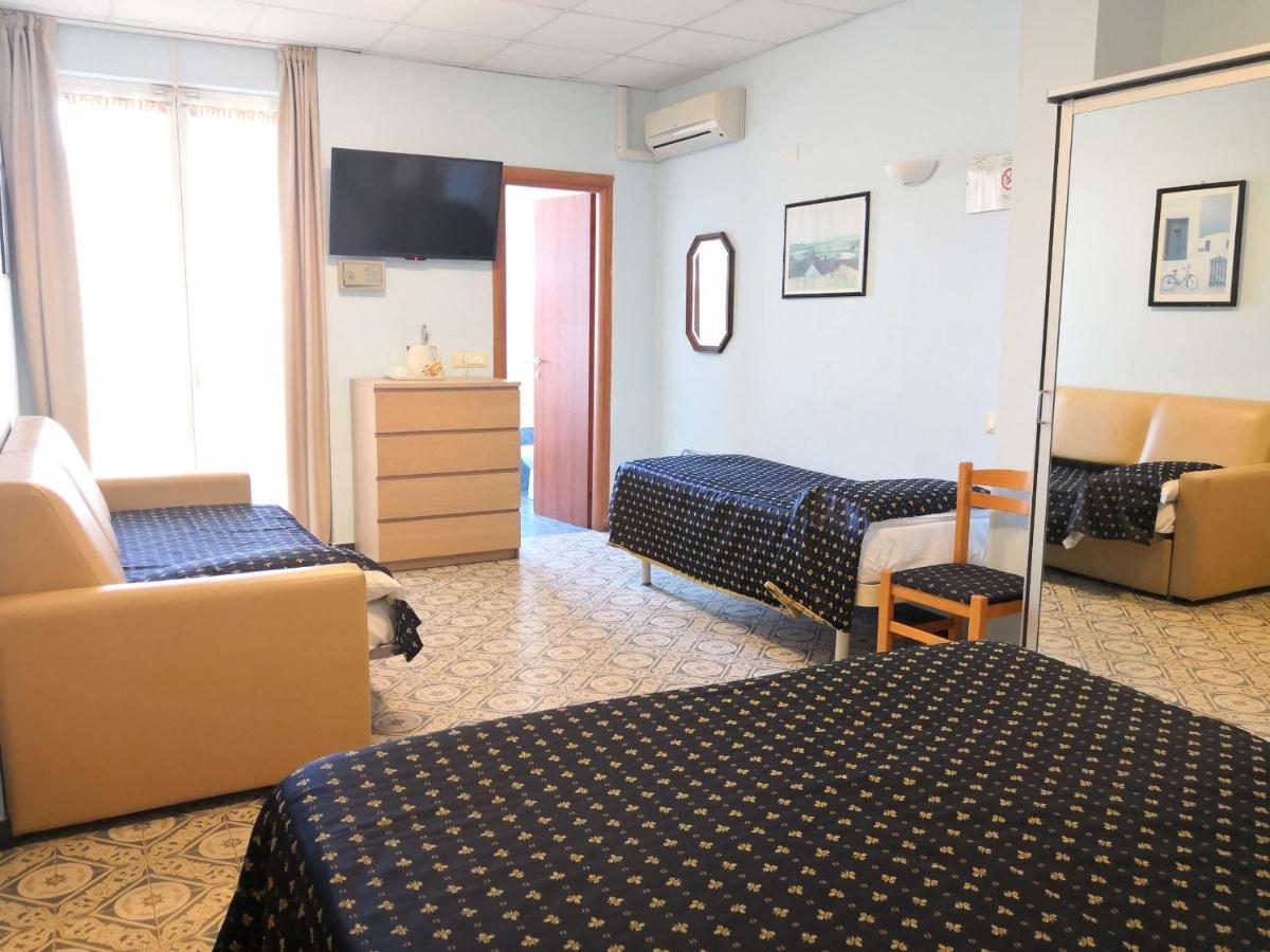 Hotel Delle Mimose 3*